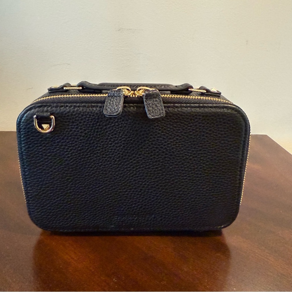 Bandolier Black Crossbody Camera Bag - Picture 7 of 11